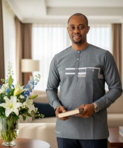 Chemise homme élégante style africain moderne – design sobre et finition raffinée